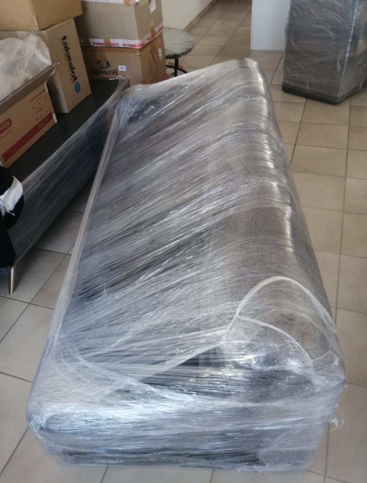 Packing materials and boxes