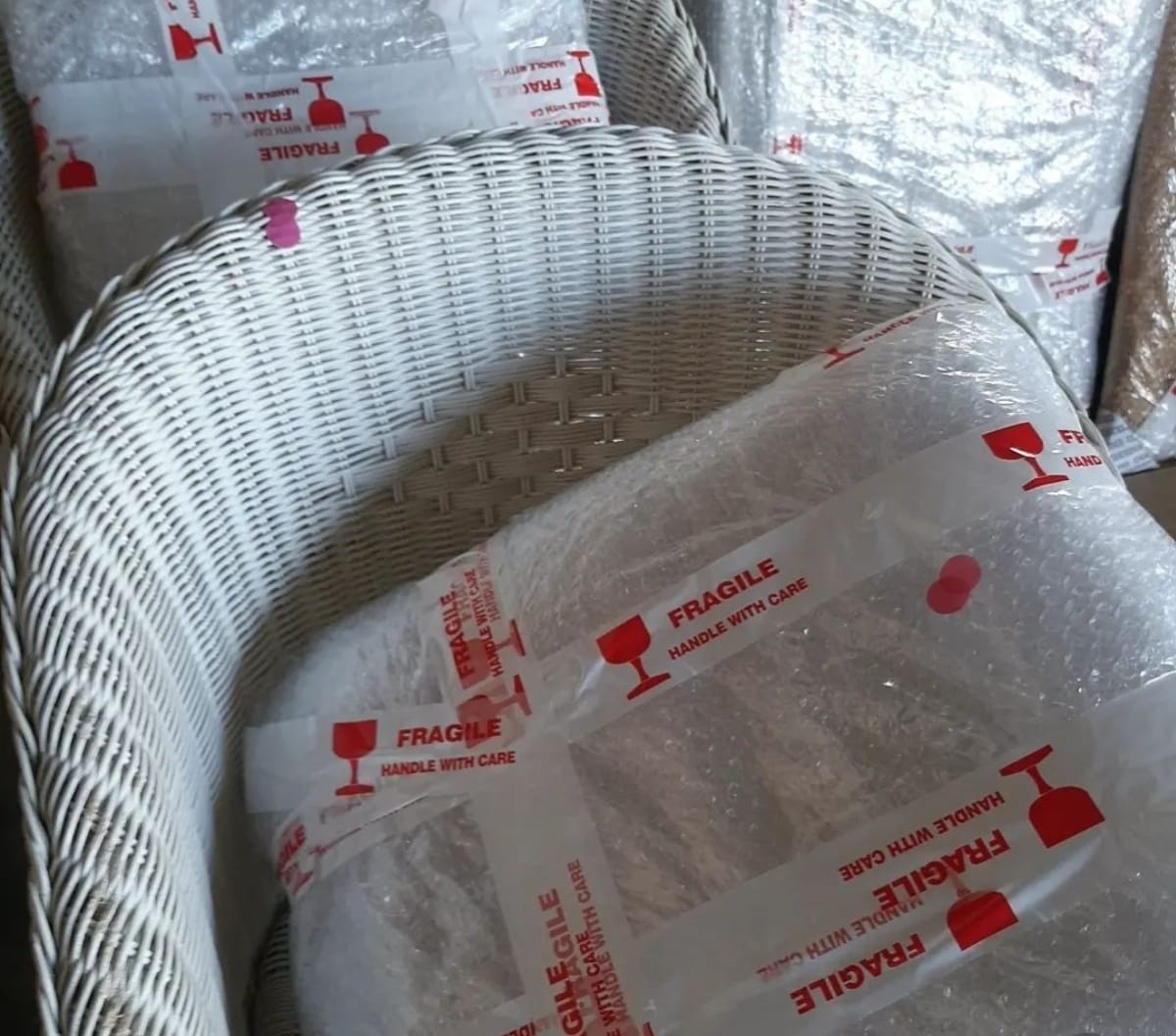 Fragile goods packing